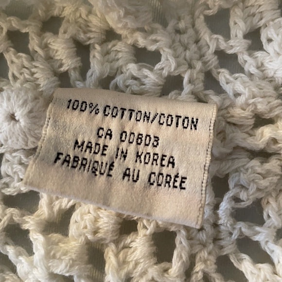 Pre loved sweater. - Picture 4 of 6